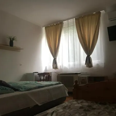 Roza Apartment